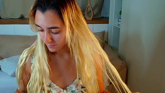 Luuna_Velvvet 라이브 XXX 채팅