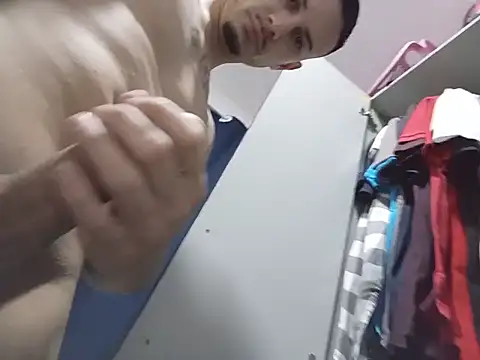 Show de Pkdelas2027 na webcam