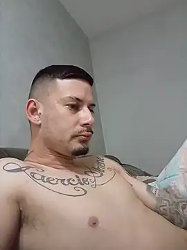 Show de Pkdelas2027 na webcam
