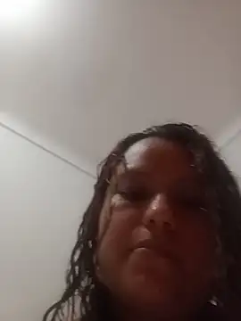 חדר צ'אט בשידור חי של Catalina_sout