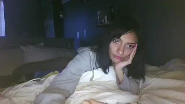 LayneeUnlocked Pertunjukan Webcam