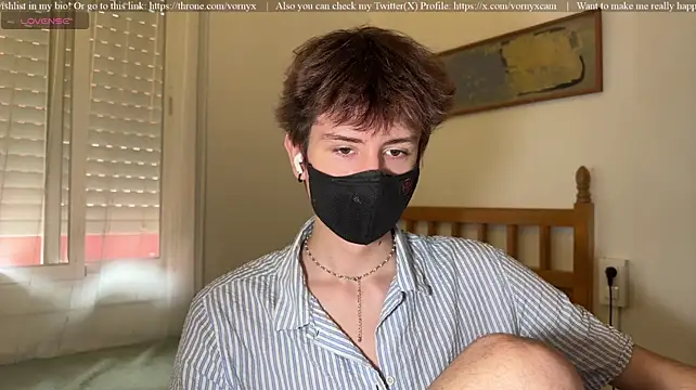 vornyxn Webbikameraesitys