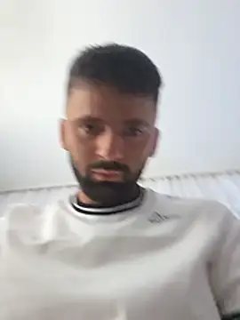 StraightSerb Webcamshow