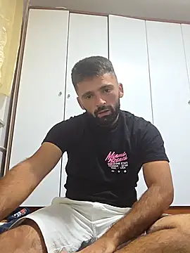Show modela StraightSerb na web-kameri