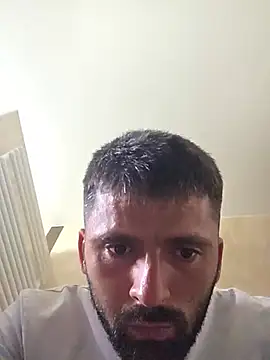 StraightSerb webkamerás műsora