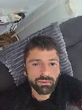 StraightSerb Webcam show