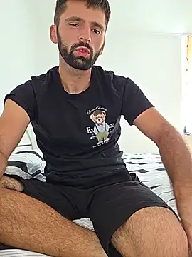 Show de StraightSerb na webcam