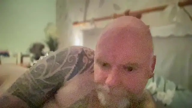 Show webcam de Tattooed_Dilf_01