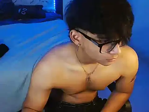 Mr_yisuzzn Webbikameraesitys