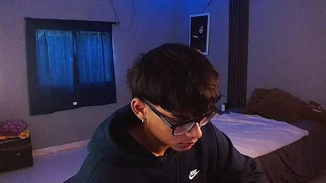 Webkamerová show Mr_yisuzz