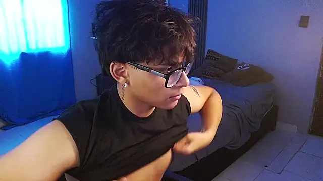 Show de Mr_yisuzz na webcam