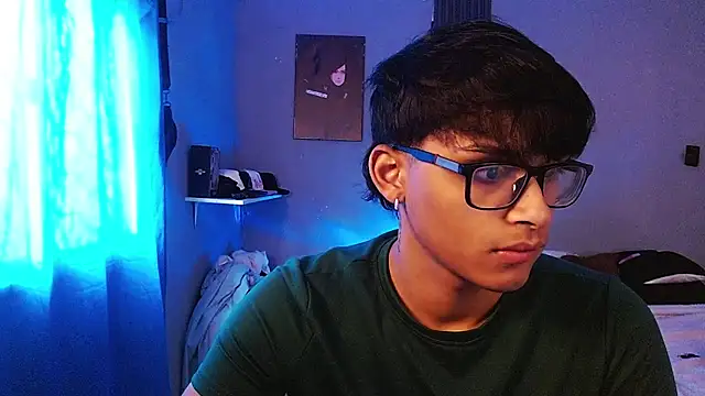 Mr_yisuzz Pertunjukan Webcam