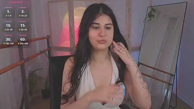 Lyra_Skye_'s Live XXX Chat