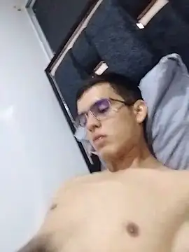 velkan_noir webcam show