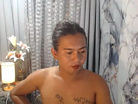 murphy_bitchesTs 在線直播表演
