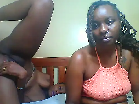 Show de Nastay_ebony na webcam
