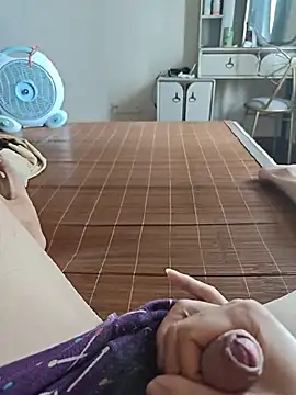 Pokazy przed kamerką – xxx_ml