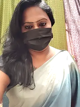 Meera_mia Show in webcam