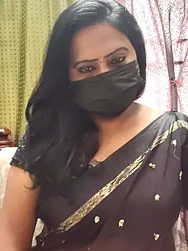 Meera_mia 在線直播表演