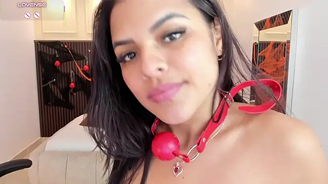 LISAPALMER7 Show in webcam