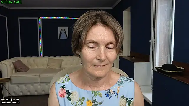 Show modela Mabel_Magic na web-kameri