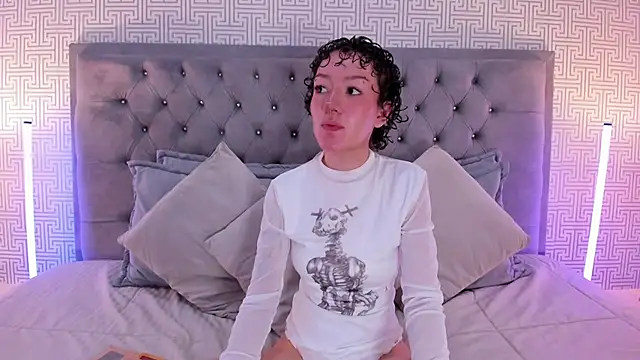 NohaCooper's Live XXX Chat
