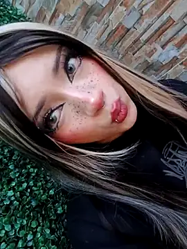 Chat XXX en directo de Effy_Kessler
