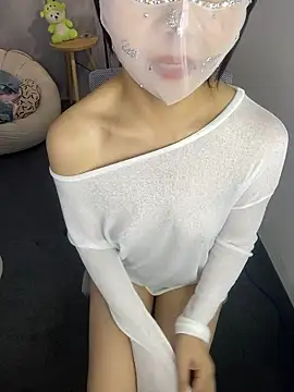momo-wu webcam show