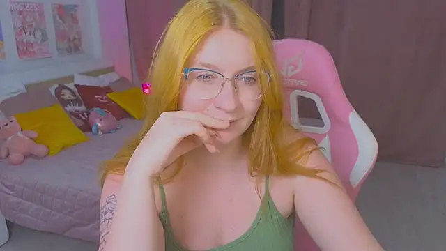 Chatroom XXX en direct de AliceBrightside
