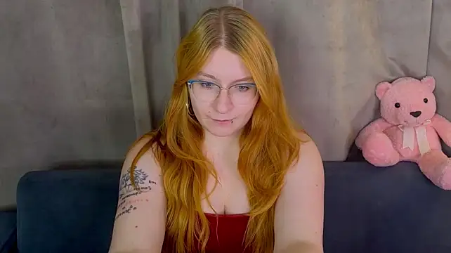 AliceBrightside live XXX chat