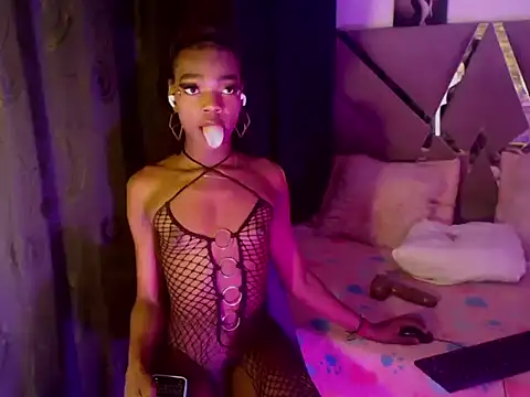 Keily_Tsx1 Show in webcam
