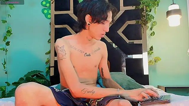 Show modela langelo_el na web-kameri
