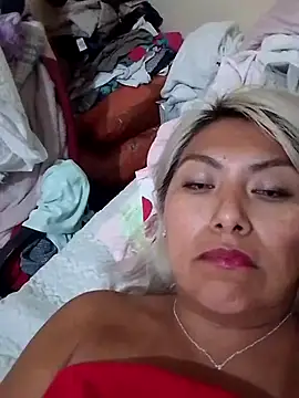 Aurora3xxx webkamerás műsora