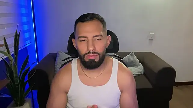 Show modela Rob_fab na web-kameri