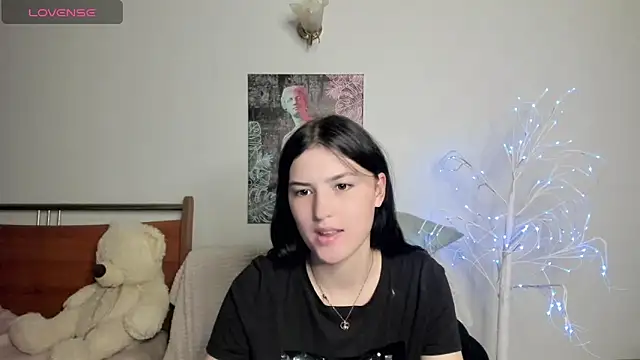 Sala de chat ao vivo de Kira_Devi