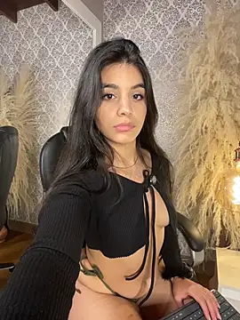 Amel_Rosse – webcam-show