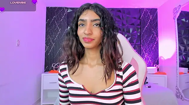 HottieVeroo_ Pertunjukan Webcam