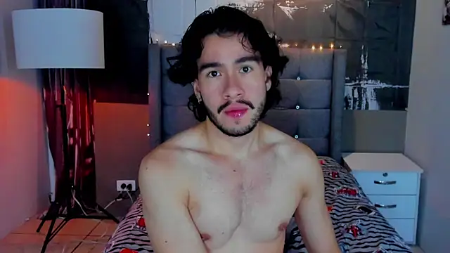 theo_riviera's Live Sex Cam Show