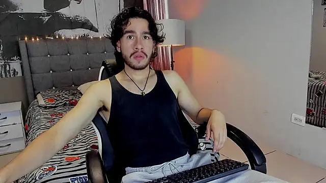 theo_riviera webcam show