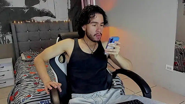Show de theo_riviera na webcam