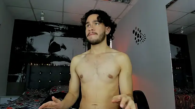 theo_riviera Webcam show