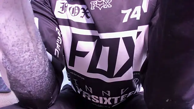 AnthonyStone_ Show Webcam