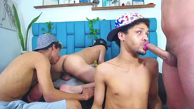 STRANGER_BOYS' Webcam Show