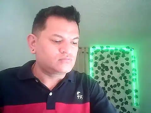 Show modela Alessandro-luxe na web-kameri
