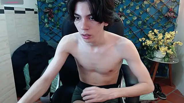Julesx15's Webcam Show