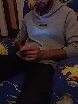 juicyone2's Webcam Show