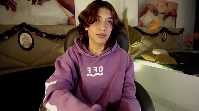 הופעת וובקאם של ConnorMontiel