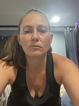 amberhotts2025 webkamerás műsora