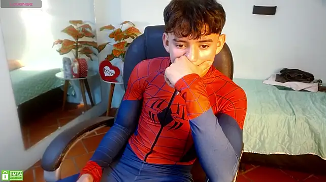 Pokazy przed kamerką – Ryan_grayx