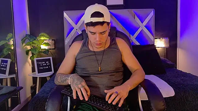 Show de Alex-Rodriguezz na webcam